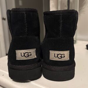 Black girls Ugg boats